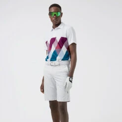 J.Lindeberg Active Argyle Golf Shorts -Golf Sale Store J.Lindeberg SS22 Active Argyl Golf Short P1345071 White Model 1