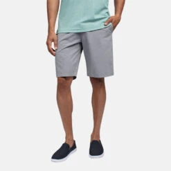 TravisMathew Beck Golf Shorts -Golf Sale Store Travis Mathew SS21 Beck Short 1MM208 0LGR Code TSTRA001 Light Grey Model 1